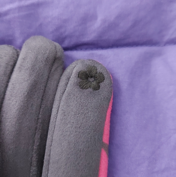 Sueded Gloves - Picture 4 of 6